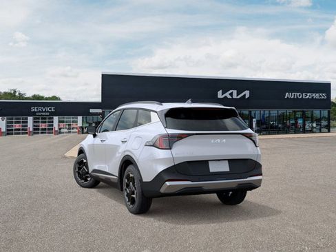 New 2026 Kia Sportage EX image 4
