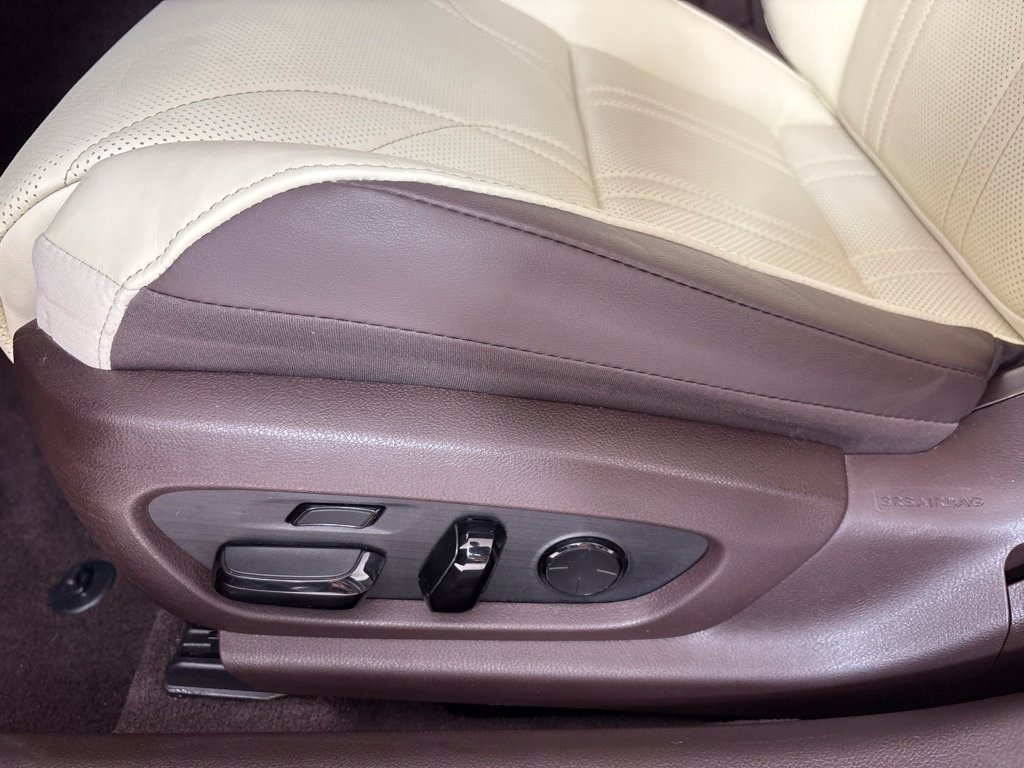 Used 2021 Lexus ES 350 Ultra Luxury w/ Accessory Package 2 FWD image 15