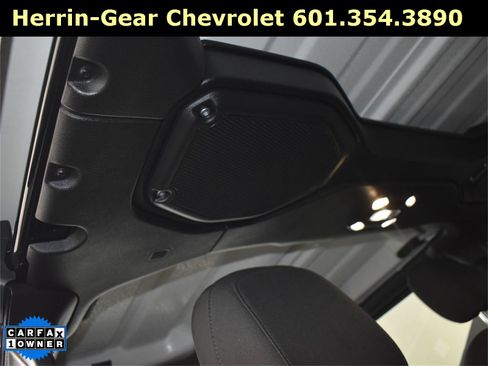 Used 2021 Jeep Wrangler Unlimited Islander image 16