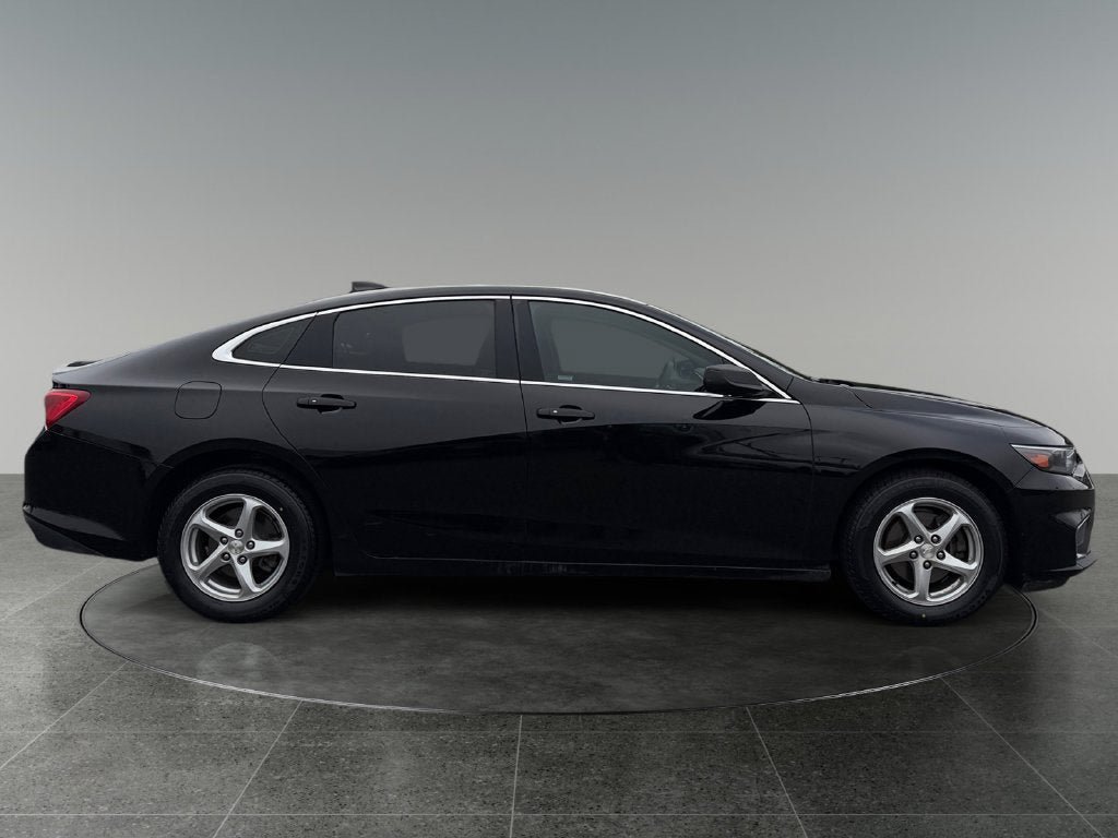 Used 2017 Chevrolet Malibu LS FWD image 10