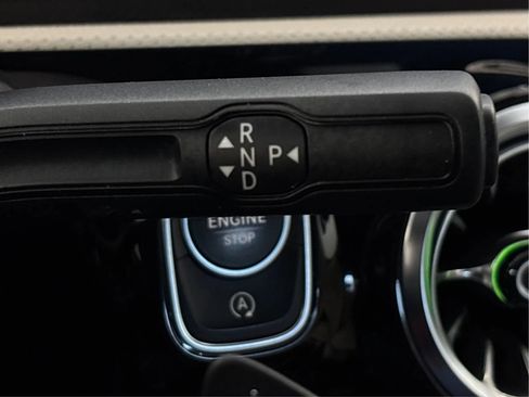 Used 2022 Mercedes-Benz CLA 250 4MATIC image 46