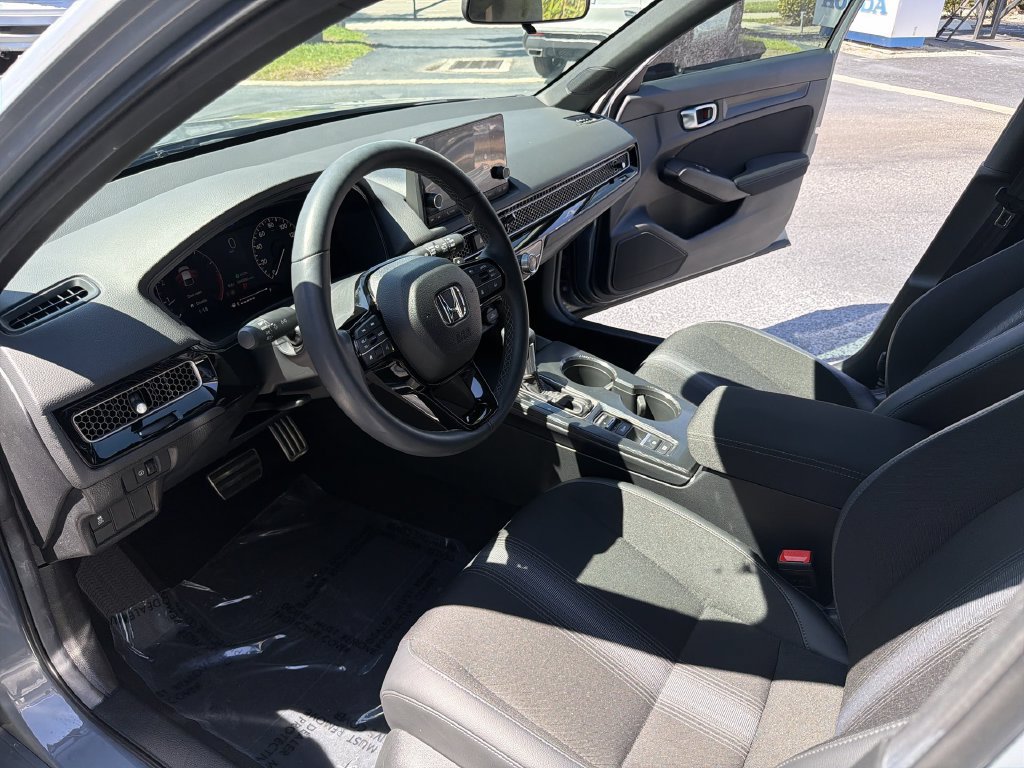 Certified 2025 Honda Civic Sport image 30