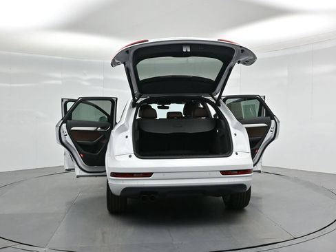 Used 2018 Audi Q3 2.0T Premium image 33