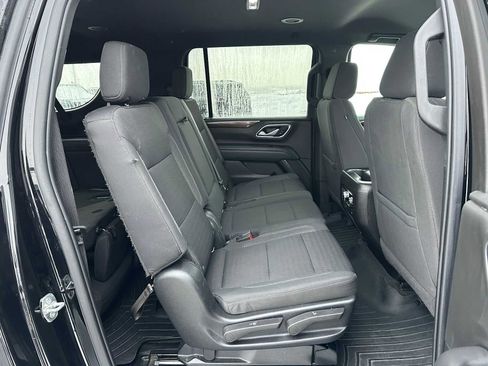 Used 2022 GMC Yukon XL SLE w/ Max Trailering Package image 12