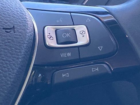 Certified 2020 Volkswagen Tiguan SEL image 7