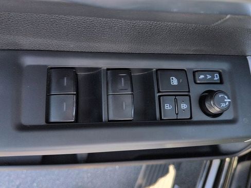 Certified 2025 Toyota Sequoia Platinum AWD/4WD image 16