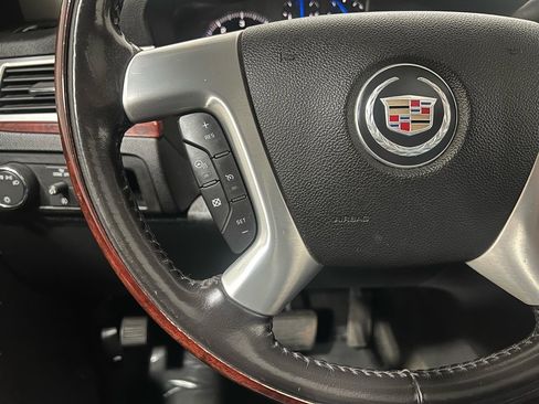 Used 2008 Cadillac Escalade AWD image 38