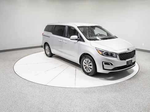 Used 2020 Kia Sedona LX FWD image 28