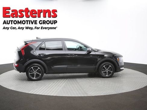 Used 2025 Kia Niro LX FWD image 61