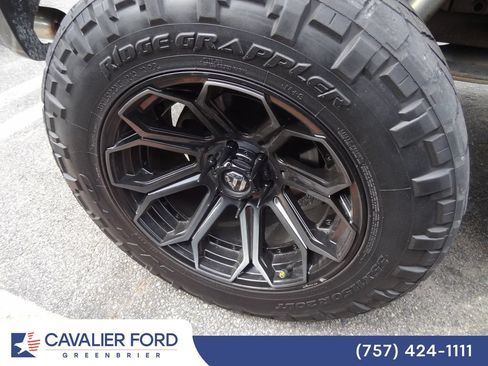 Used 2019 Ford F150 Lariat AWD/4WD image 14