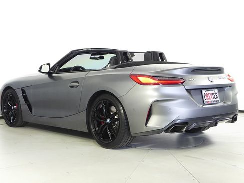 Used 2025 BMW Z4 M40i w/ Premium Package image 9