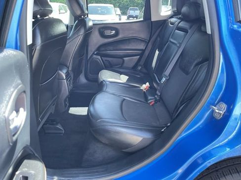 Used 2019 Jeep Compass Latitude w/ Popular Equipment Group AWD/4WD image 19