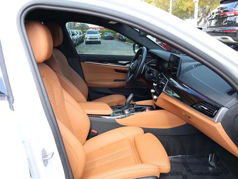 Used 2023 BMW 530i w/ M Sport Package image 32