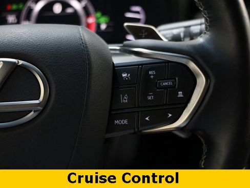 Used 2023 Lexus LX 600 4WD w/ Ultra Luxury Package image 42