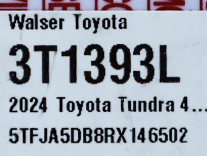 Used 2024 Toyota Tundra Limited AWD/4WD image 27