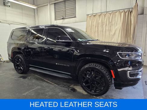 Used 2024 Jeep Wagoneer 4WD w/ Rear Seat Video Group 1 image 6