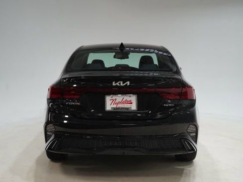 Used 2023 Kia Forte GT-Line w/ GT-Line Premium Package image 7