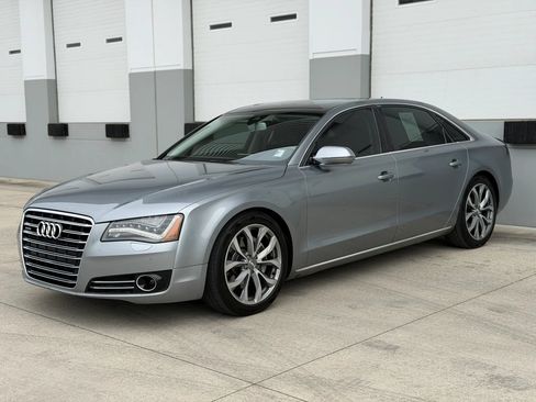 Used 2013 Audi A8 L 3.0T AWD/4WD image 2