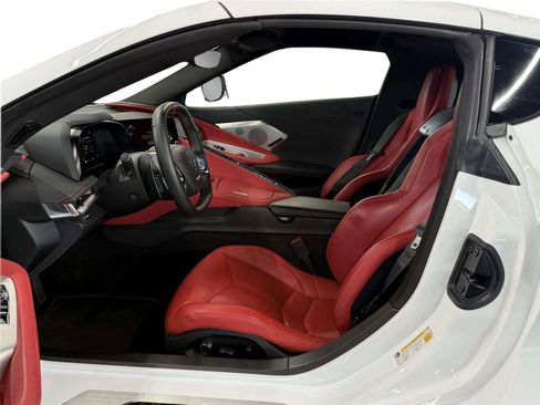 Used 2025 Chevrolet Corvette Stingray Preferred Cpe w/ 2LT image 11