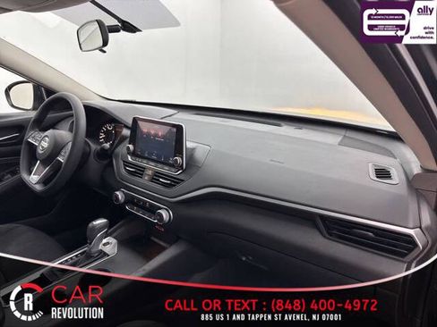 Used 2020 Nissan Altima 2.5 S FWD image 39