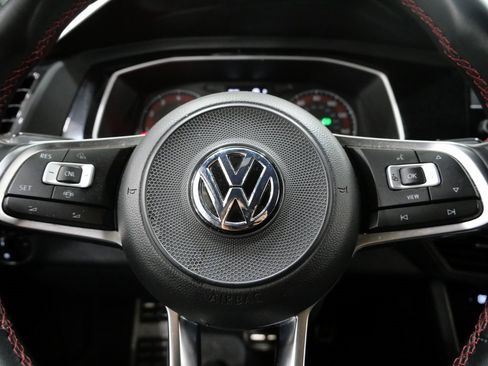 Used 2020 Volkswagen Jetta GLI image 15