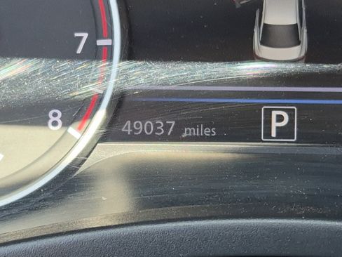 Used 2025 Nissan Sentra SR FWD image 28
