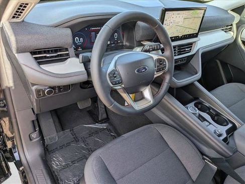 New 2026 Ford Explorer Active AWD/4WD image 3