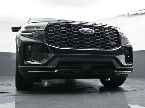 New 2026 Ford Explorer ST image 29