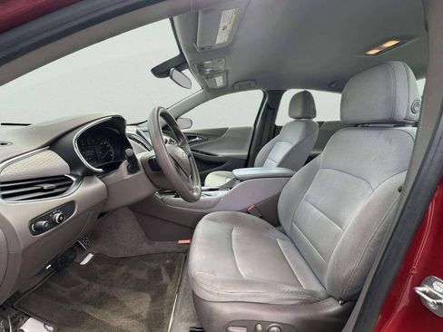 Used 2016 Chevrolet Malibu LT FWD image 12