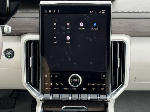 New 2026 GMC Acadia Denali w/ Super Cruise Package image 31