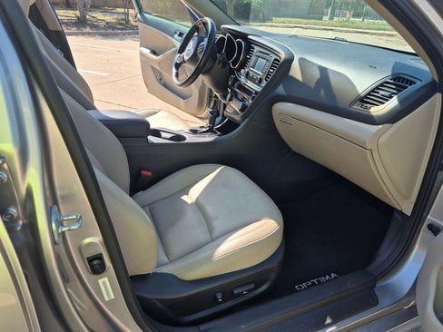 Used 2014 Kia Optima EX w/ EX Premium Package image 17