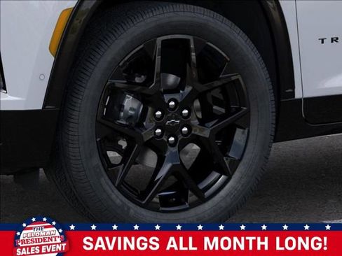 New 2026 Chevrolet Traverse RS w/ LPO, Floor Liner Package image 9