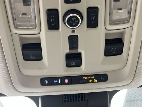 Certified 2024 GMC Yukon Denali AWD/4WD image 30