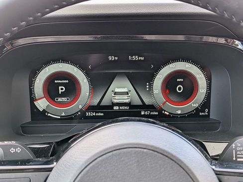 Used 2025 Nissan Pathfinder Platinum AWD/4WD image 37
