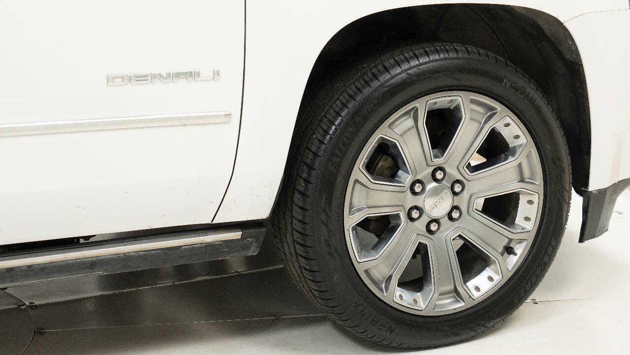 Used 2016 GMC Yukon Denali w/ Open Road Package AWD/4WD image 69