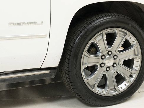 Used 2016 GMC Yukon Denali w/ Open Road Package AWD/4WD image 69