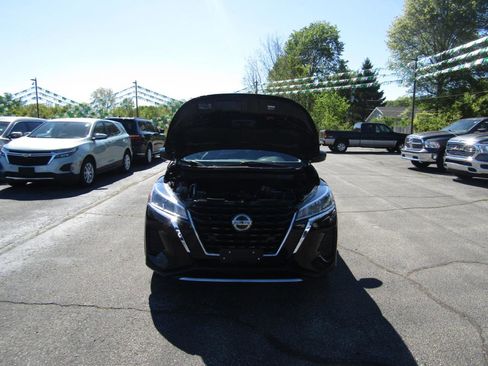 Used 2021 Nissan Kicks SV FWD image 23