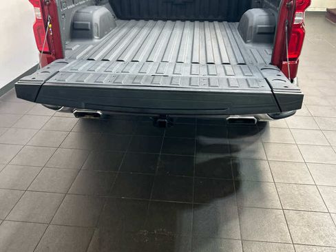 Used 2021 Chevrolet Silverado 1500 LTZ AWD/4WD image 11