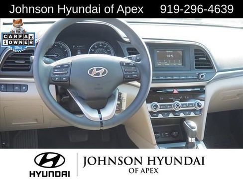 Used 2020 Hyundai Elantra SE w/ Cargo Package (C1) FWD image 10