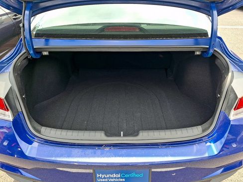 Certified 2023 Hyundai Elantra SEL FWD image 29