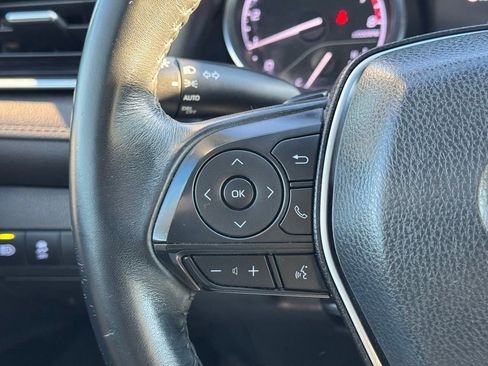 Used 2018 Toyota Camry SE w/ Moonroof Package image 27