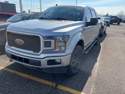 Used 2020 Ford F150 XLT w/ Equipment Group 302A Luxury image 2