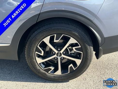 Used 2024 Kia Sportage EX FWD image 11