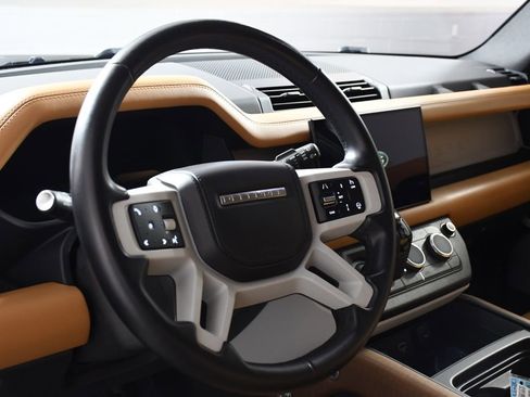 Used 2023 Land Rover Defender 130 First Edition image 13