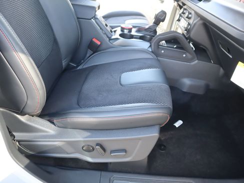 New 2026 Ford Bronco Raptor image 16