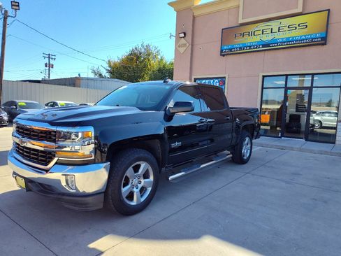 Used 2016 Chevrolet Silverado 1500 LT w/ Texas Edition image 9