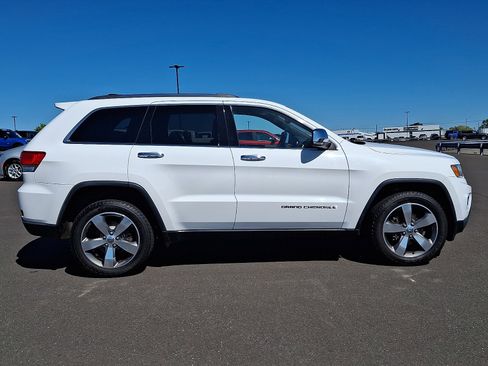 Used 2016 Jeep Grand Cherokee Limited w/ Trailer Tow Group IV AWD/4WD image 7
