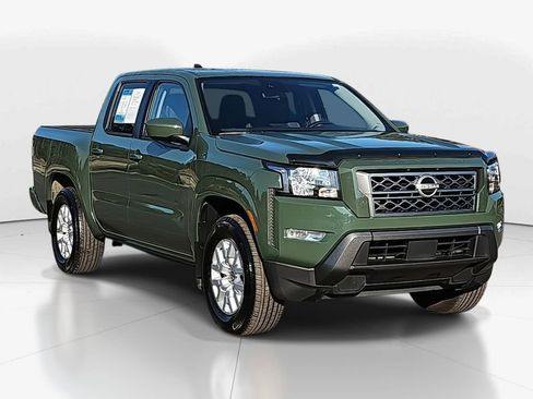 Used 2024 Nissan Frontier SV w/ SV Convenience Package image 2