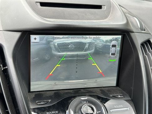 Used 2018 Ford Escape Titanium w/ Ford Safe & Smart Package AWD/4WD image 12