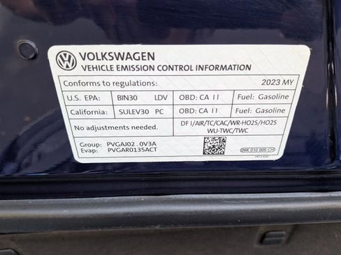 Used 2023 Volkswagen Tiguan SE image 26